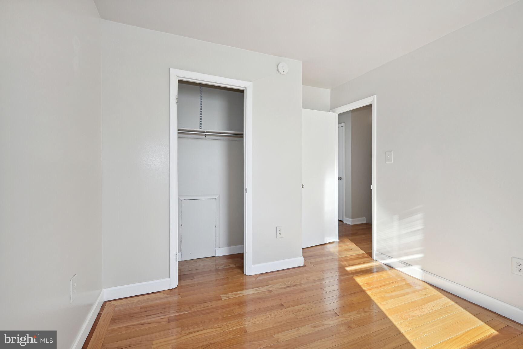8324 Mountain Ash Way Gaithersburg, MD 20879 - Photo 21 of 36 3rd bedroom of home office