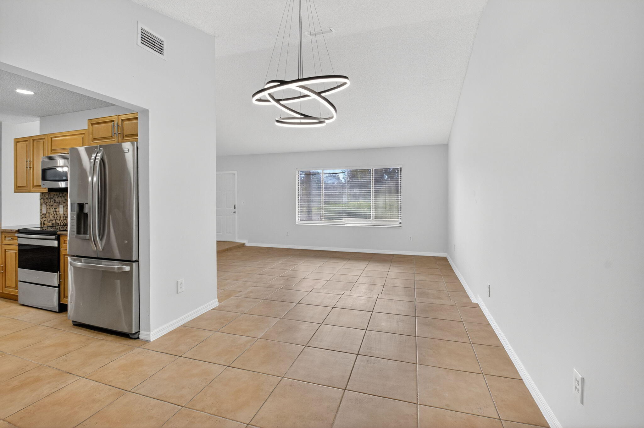 4135 Bay Laurel Way Boca Raton, FL 33487 - Photo 6 of 52 6-web-or-mls-DSC_3035