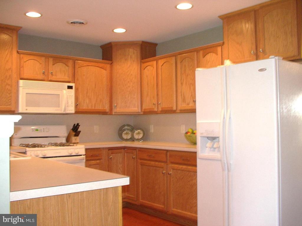 775 Sylvan Road Lancaster, PA 17601 - Photo 3 of 9 Gallery Image 3