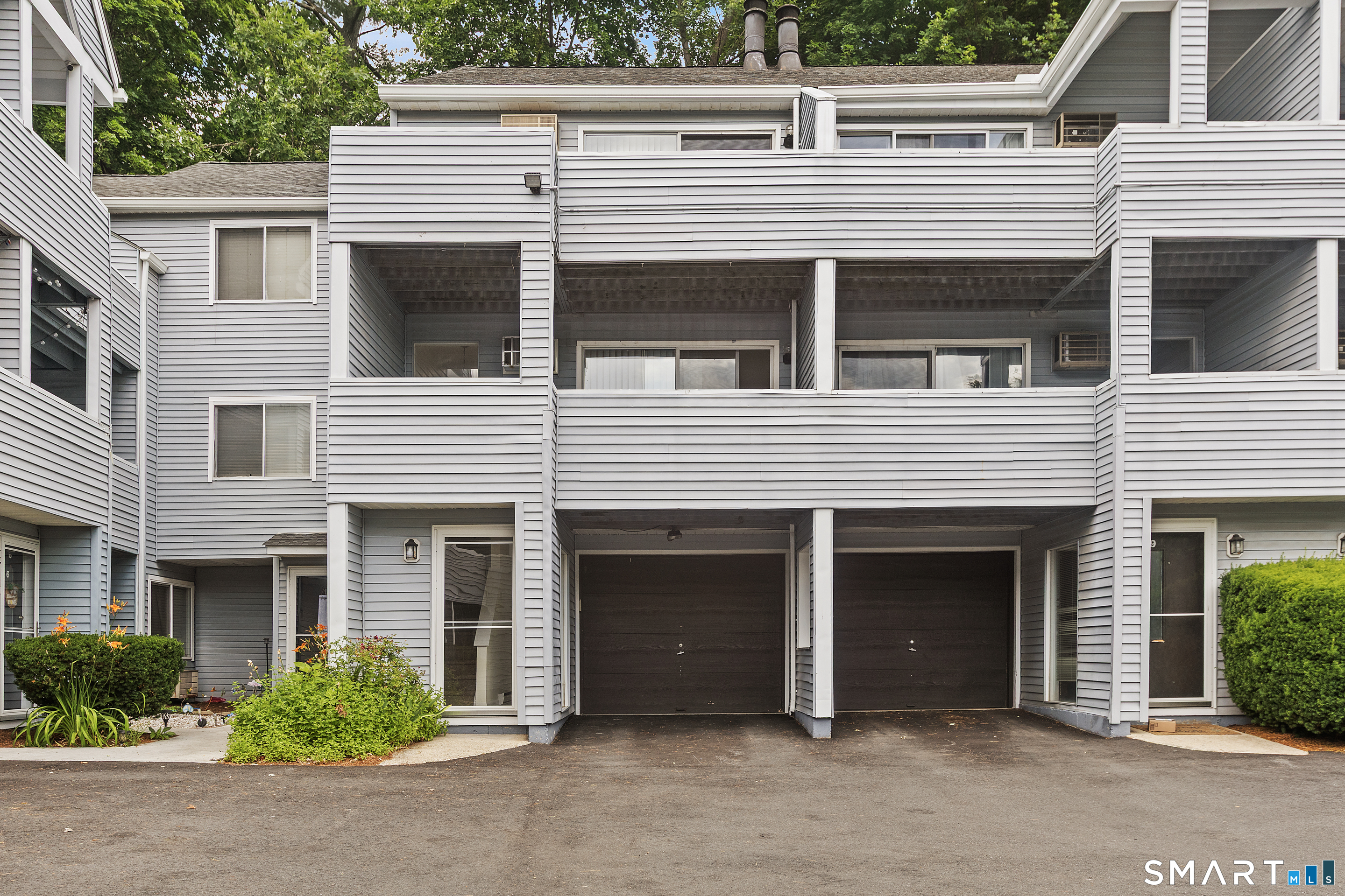 1 Beaver Brook Road, Unit 8 Danbury, CT 06810 - Photo 40 of 40