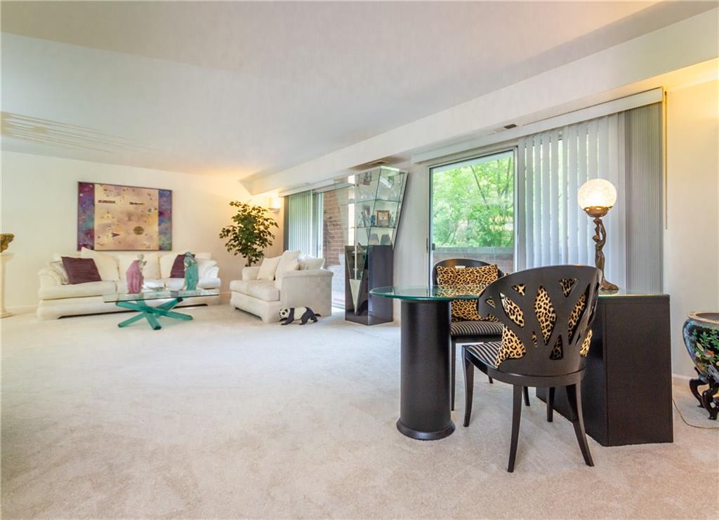 300 Fox Chapel Road, Unit 314 Pittsburgh, PA 15238 - Photo 3 of 15 Gallery Image 3
