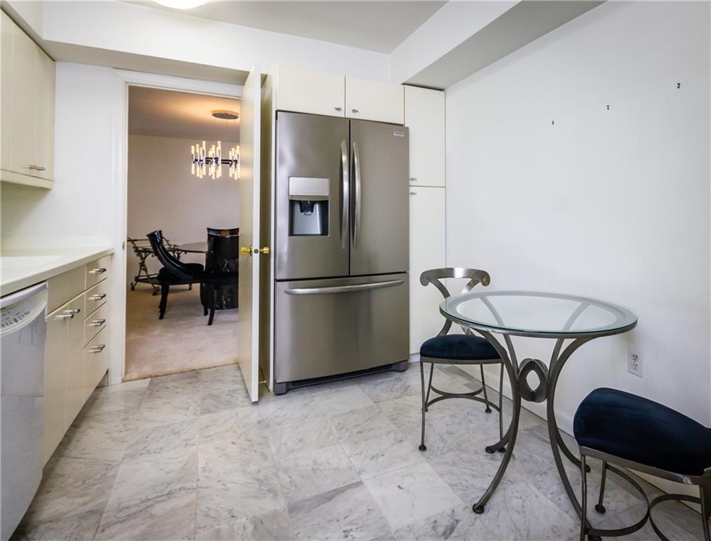 300 Fox Chapel Road, Unit 314 Pittsburgh, PA 15238 - Photo 5 of 15 Gallery Image 5