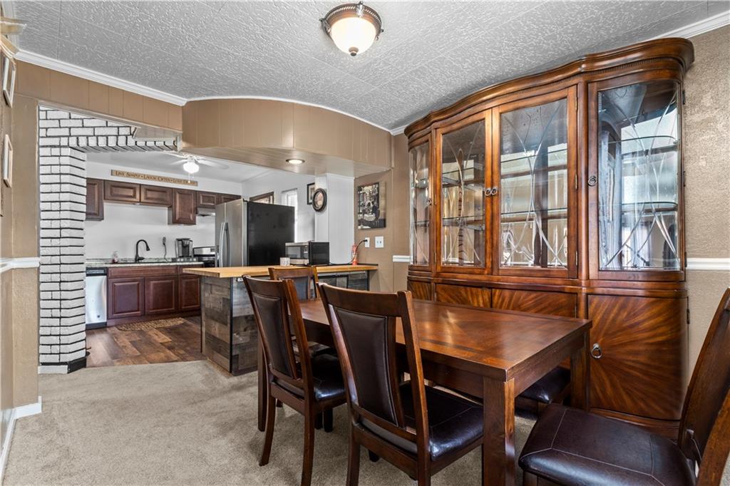 3669 Oakleaf Road Pittsburgh, PA 15227 - Photo 3 of 25 Gallery Image 3