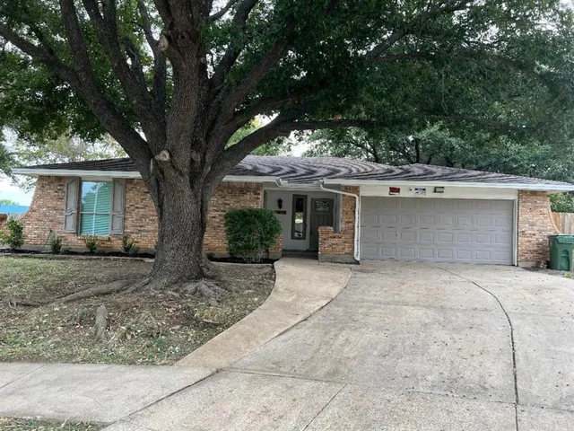$297,000 | 3024 Barrington Place, Arlington, TX 76014