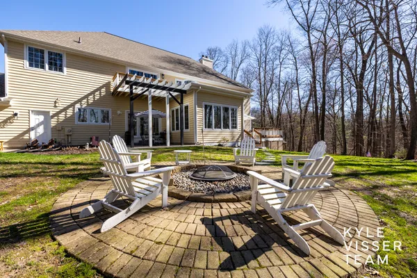 $1,350,000 | 4608 Old Grand River Trail Northeast, Ada, MI 49301