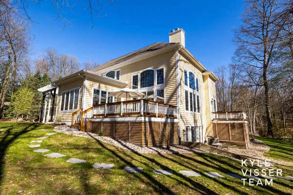 $1,350,000 | 4608 Old Grand River Trail Northeast, Ada, MI 49301