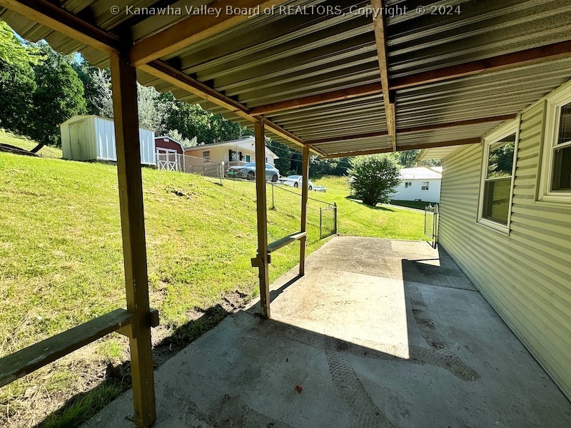 2148 Johnstown Road Huntington, WV 25701 - Photo 27 of 30 Gallery Image 27
