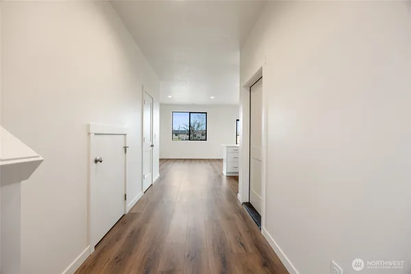 $300,000 | 601 Dorsing Street, Unit E26, Moses Lake, WA 98837