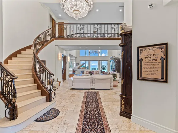 $170,000 | 555 Ocean Boulevard, Golden Beach, FL 33160
