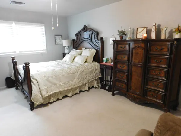 $178,900 | 327 West Ave J, Muleshoe, TX 79347