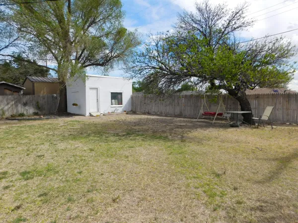 $178,900 | 327 West Ave J, Muleshoe, TX 79347