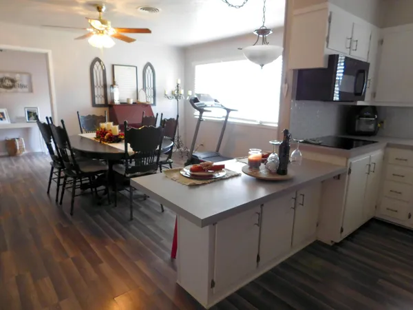 $178,900 | 327 West Ave J, Muleshoe, TX 79347