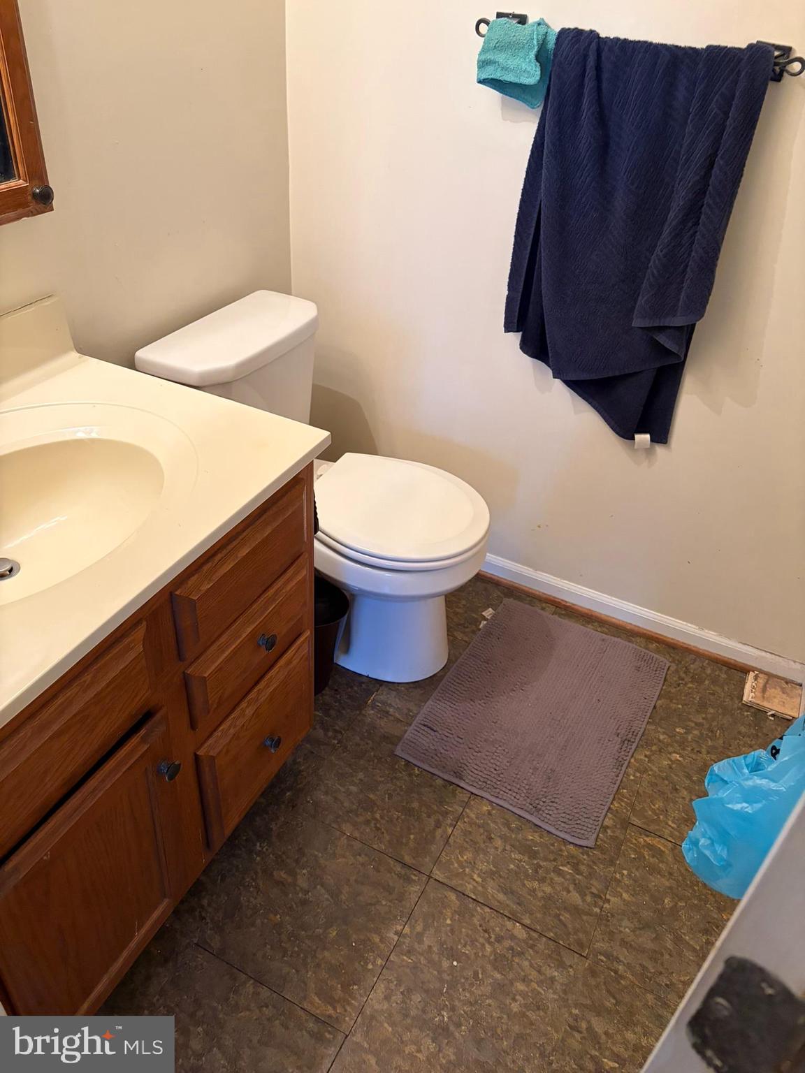 1305 Clover Valley Way, Unit 1305 Edgewood, MD 21040 - Photo 33 of 44 a bathroom with a toilet a sink and bathtub