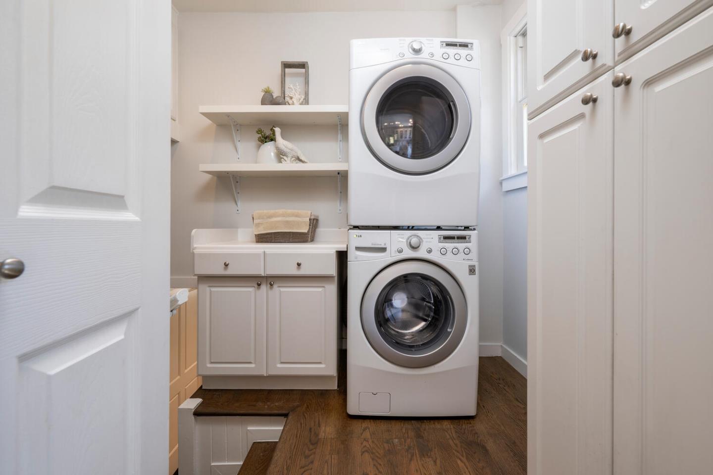 841 Fairfield Road Burlingame, CA 94010 - Photo 12 of 25 a utility room with sink dryer and washer