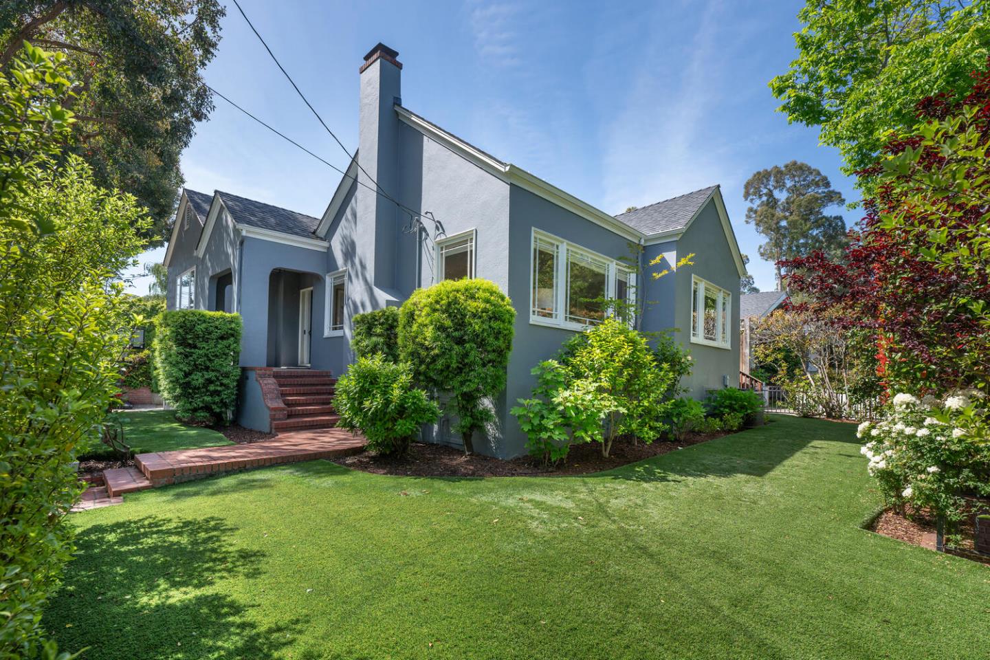 841 Fairfield Road Burlingame, CA 94010 - Photo 25 of 25 a front view of a house with a garden