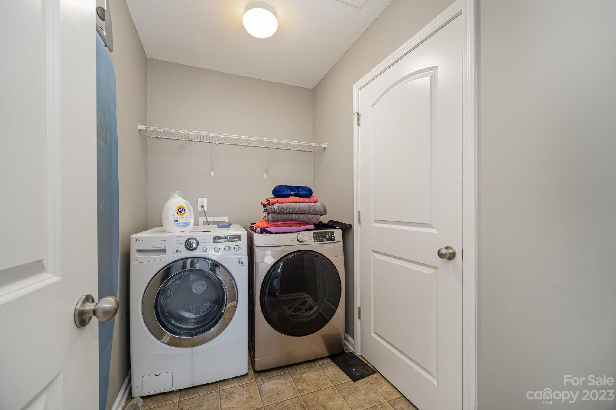 175 Old Carriage Road Clover, SC 29710 - Photo 30 of 34 a utility room with dryer and washer