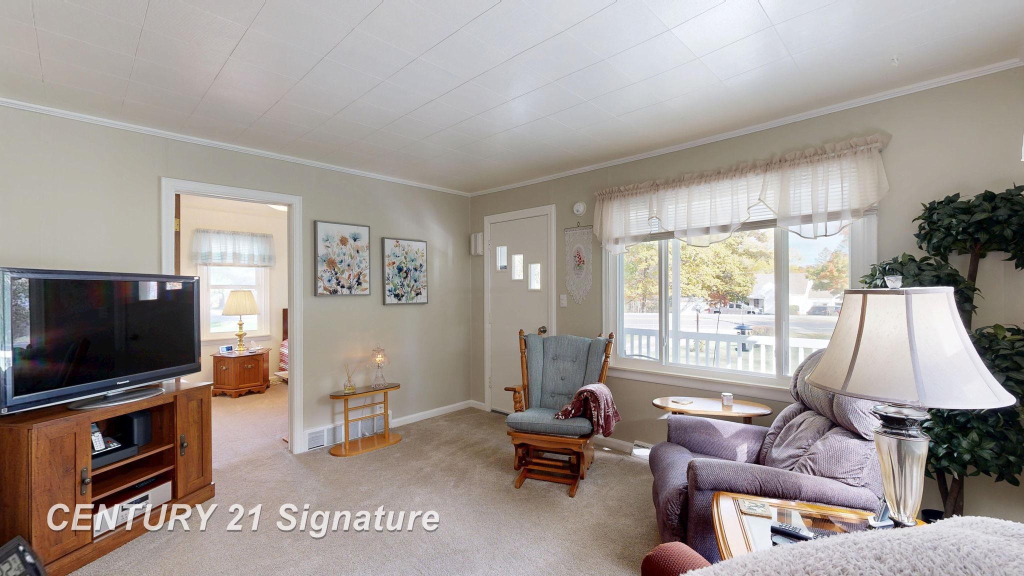6123 East River Road Flushing, MI 48433 - Photo 18 of 39 50193708-9b9bcf9d-b32f-4179-b2df-3dbfb7cb36db.JPG