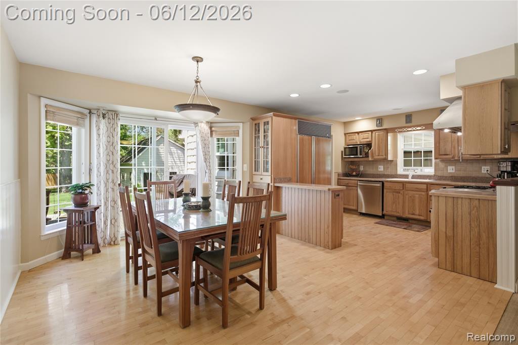 830 Hemingway Road Lake Orion, MI 48362 - Photo 11 of 70