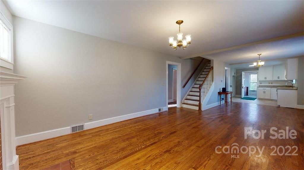 3462 Old Linville Road Marion, NC 28752 - Photo 11 of 39 Gallery Image 11