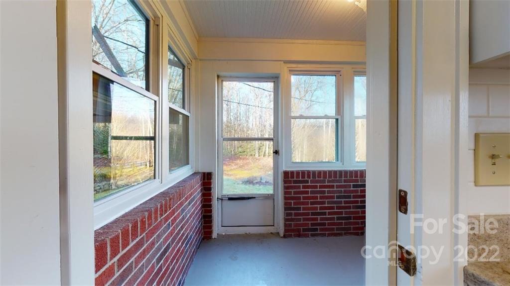 3462 Old Linville Road Marion, NC 28752 - Photo 19 of 39 Gallery Image 19
