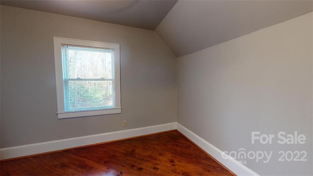 3462 Old Linville Road Marion, NC 28752 - Photo 32 of 39 Gallery Image 32