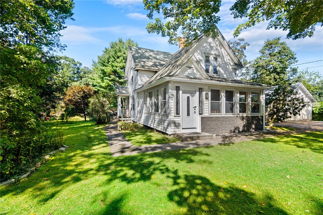 182 North Road South Kingstown, RI 02879 - Photo 2 of 38 Gallery Image 2