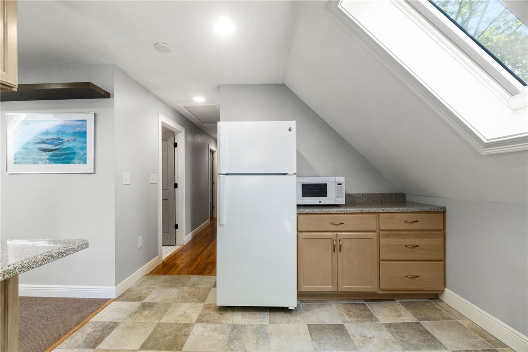 182 North Road South Kingstown, RI 02879 - Photo 23 of 38 Gallery Image 23