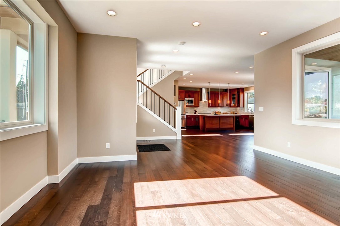 2602 Northeast 22nd Street Renton, WA 98056 - Photo 4 of 25