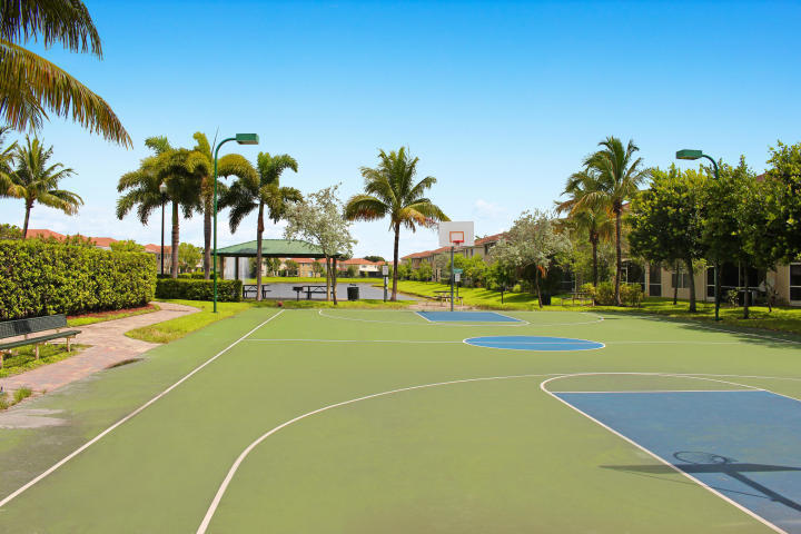 3222 Laurel Ridge Circle Riviera Beach, FL 33404 - Photo 27 of 30 TO Basketball Court