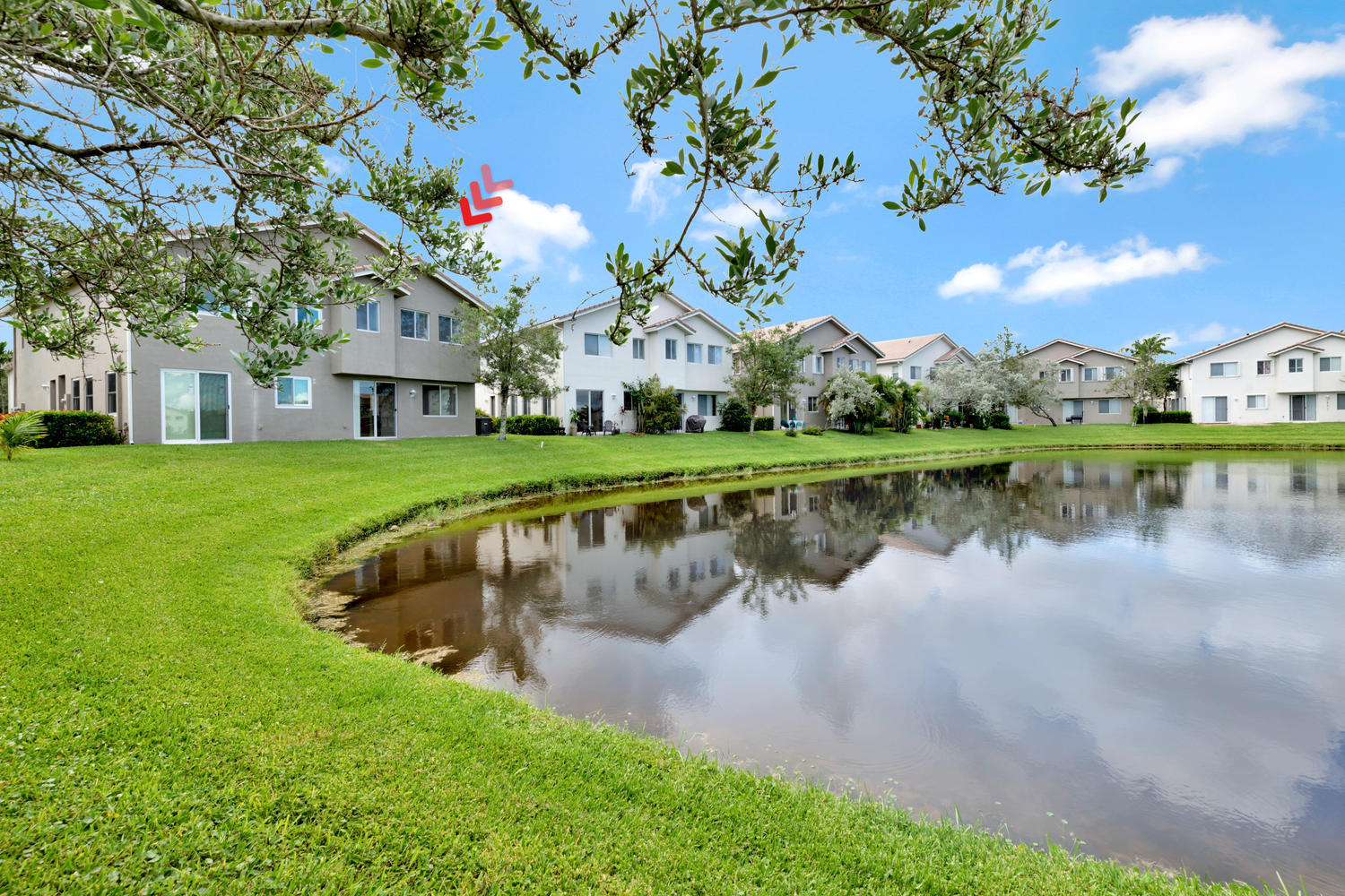 3222 Laurel Ridge Circle Riviera Beach, FL 33404 - Photo 3 of 30 WELCOME HOME!