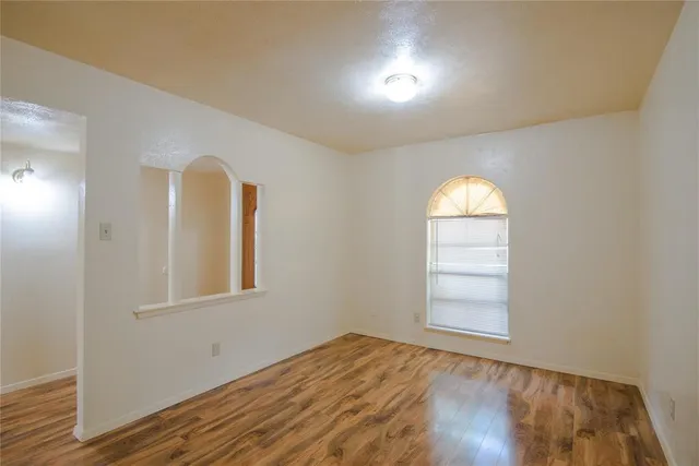 $289,950 | 5614 Christie Lane, Garland, TX 75044