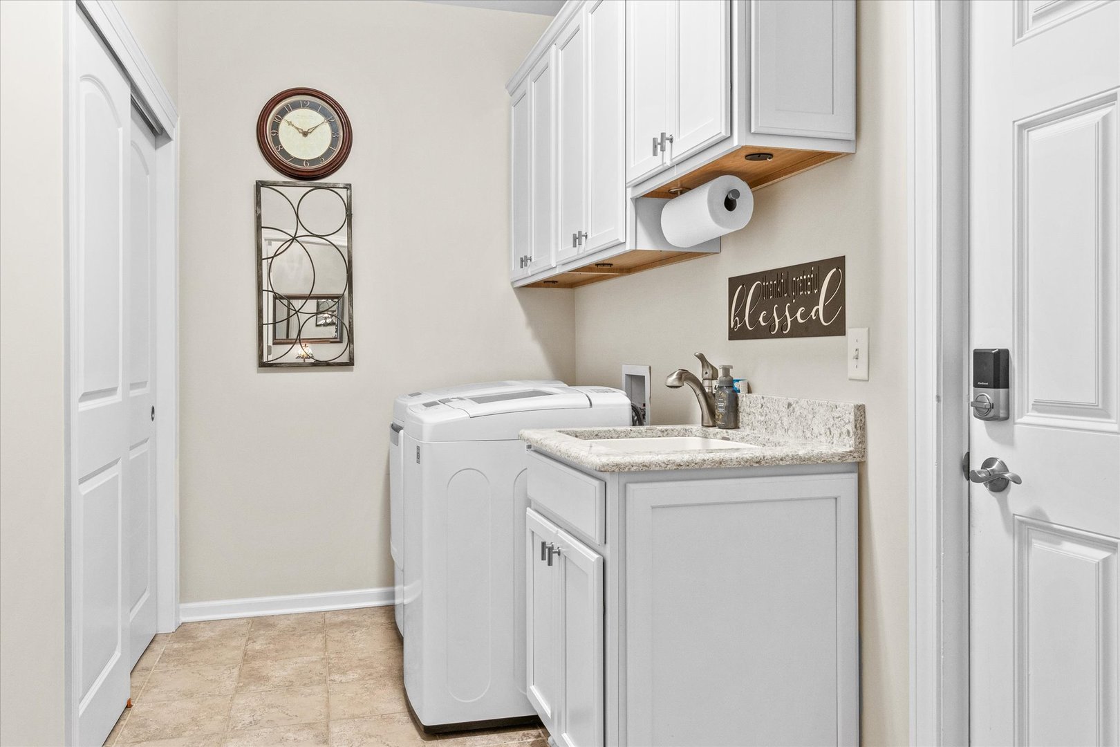 3903 Ridge Pointe Drive Geneva, IL 60134 - Photo 22 of 36 Gallery Image 22