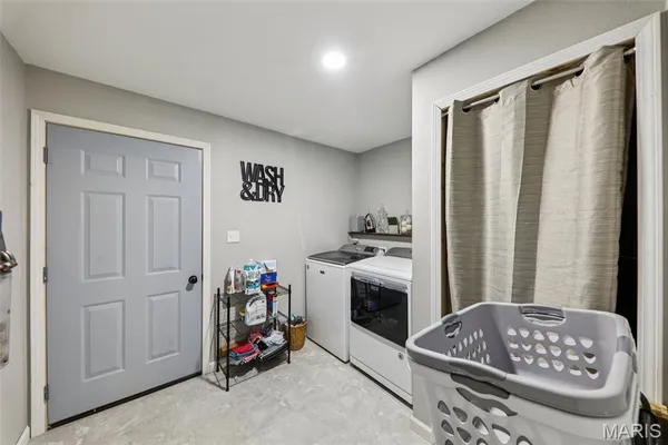 $230,000 | 1283 Red Ball Trail, Greenville, IL 62246