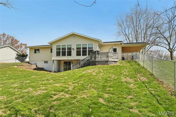 $230,000 | 1283 Red Ball Trail, Greenville, IL 62246