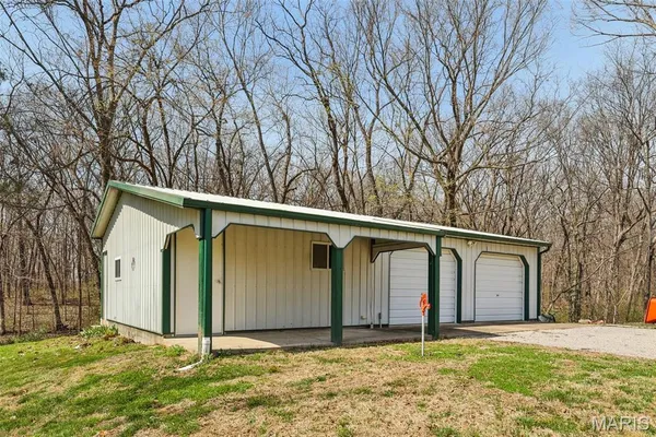 $230,000 | 1283 Red Ball Trail, Greenville, IL 62246