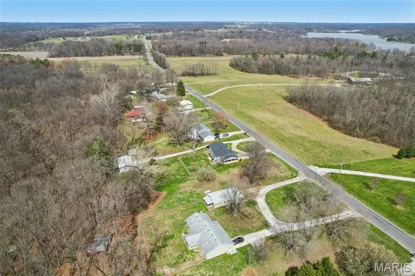 $230,000 | 1283 Red Ball Trail, Greenville, IL 62246