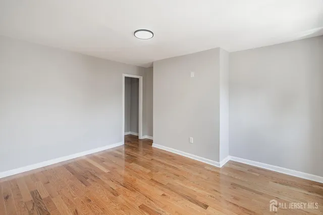 $819,999 | 299 Halladay Street, Jersey City, NJ 07304