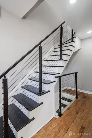 $819,999 | 299 Halladay Street, Jersey City, NJ 07304