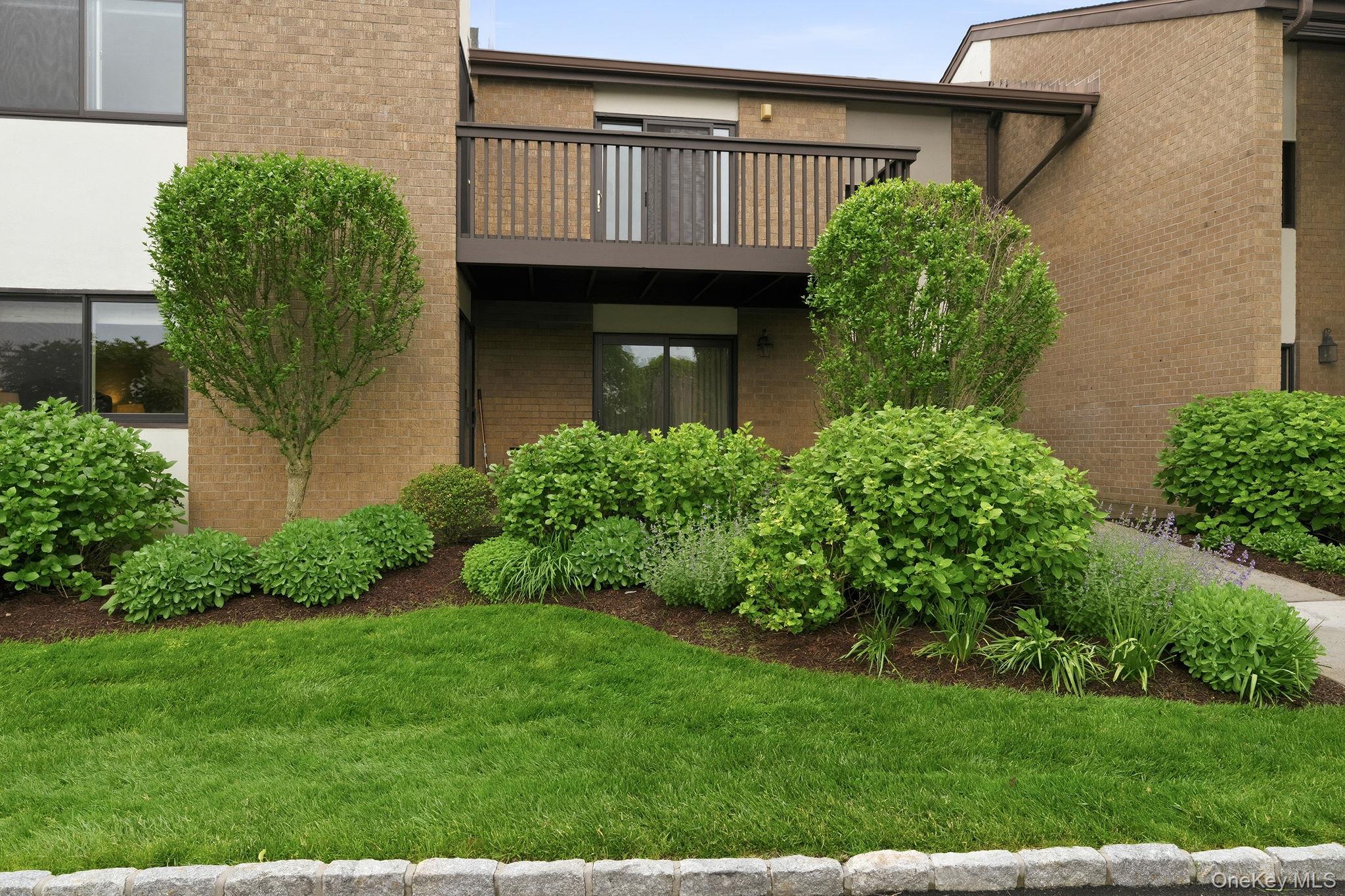 54 Waters Edge Rye, NY 10580 - Photo 4 of 23