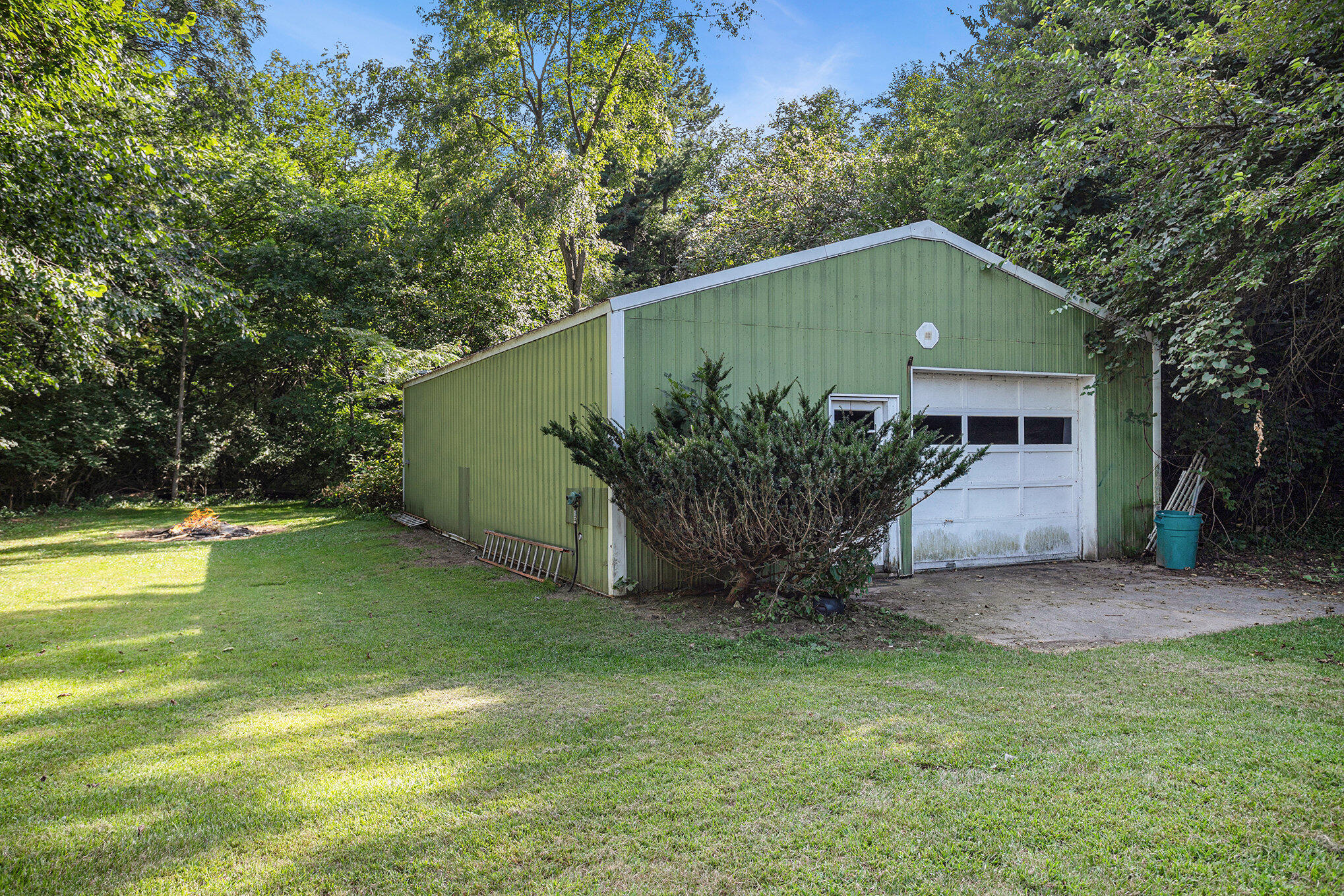 29723 King Road Leonidas, MI 49066 - Photo 28 of 34 Pole Barn
