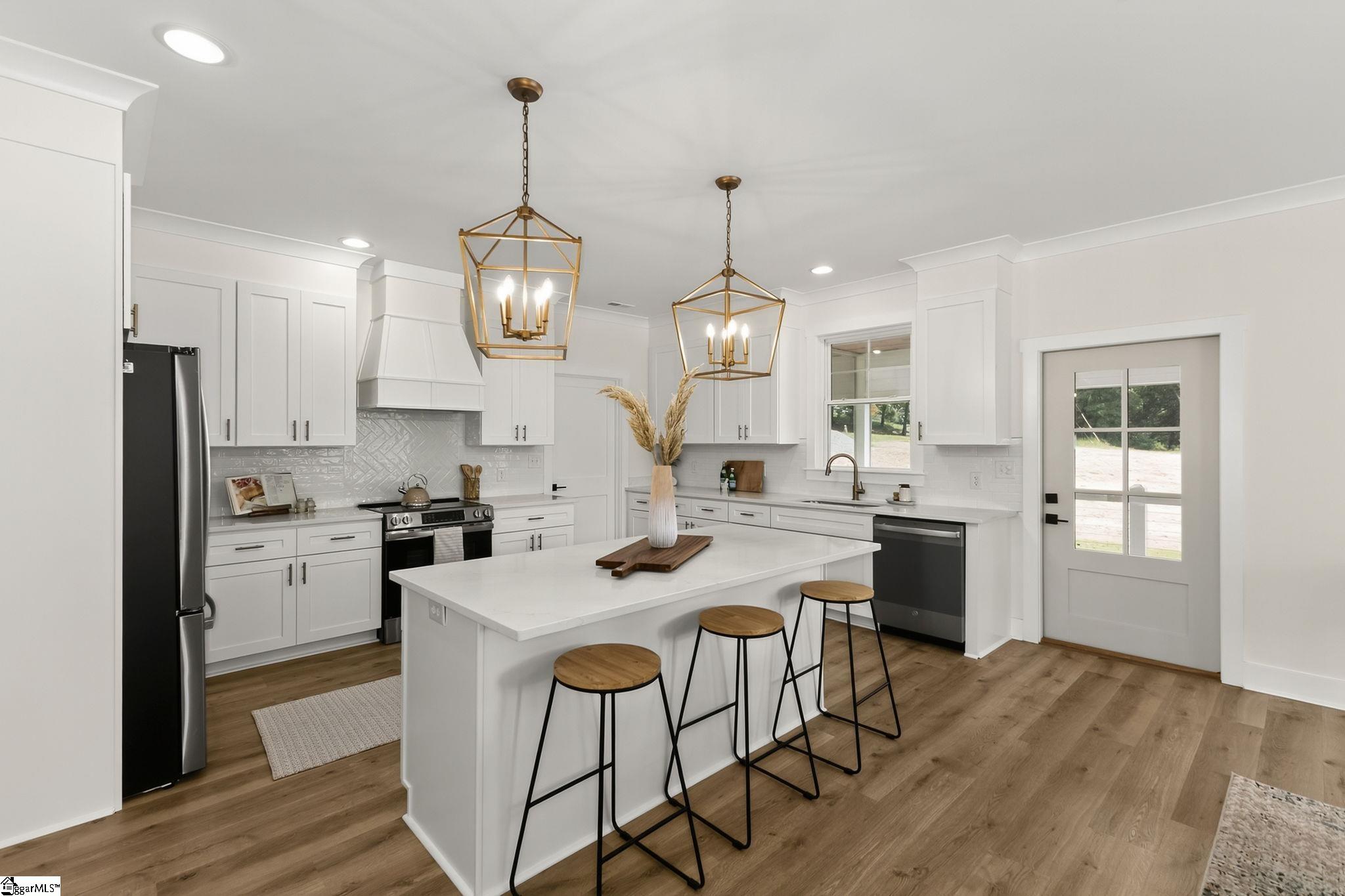 1218 Andersonville Road Townville, SC 29689 - Photo 12 of 44