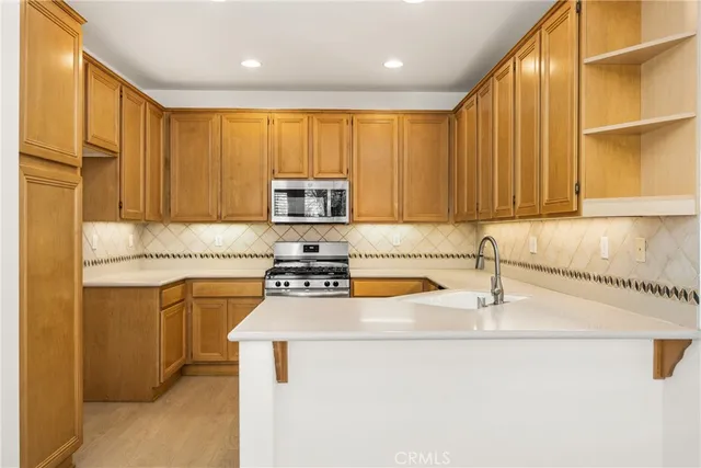 $5,000 | 18621 Park Meadow Lane, Huntington Beach, CA 92648