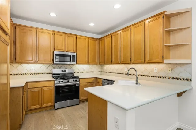 $5,000 | 18621 Park Meadow Lane, Huntington Beach, CA 92648