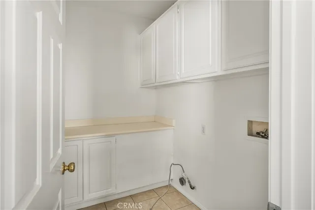 $5,000 | 18621 Park Meadow Lane, Huntington Beach, CA 92648