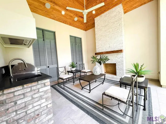 $759,000 | 3183 Pointe-Marie Drive, Baton Rouge, LA 70820