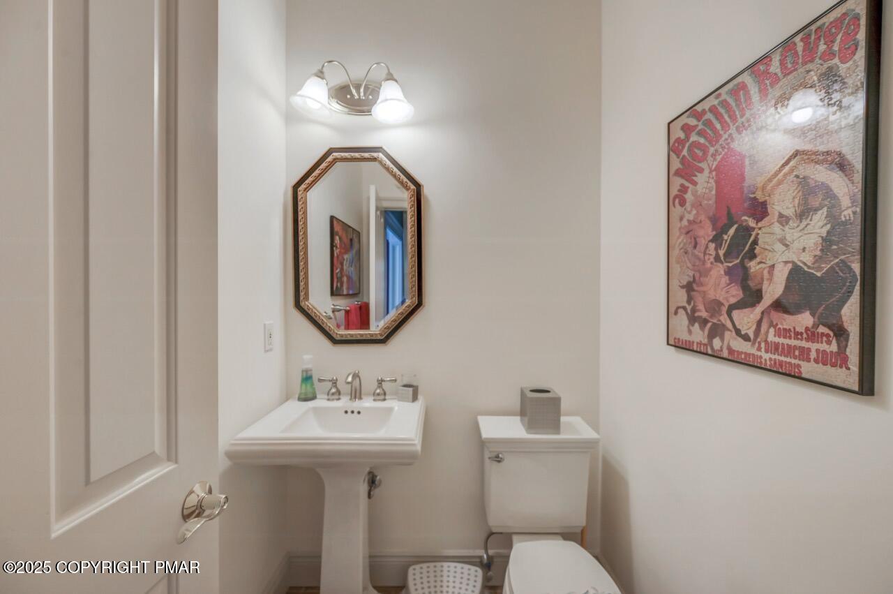 235 Wolf Hollow Road Lake Harmony, PA 18624 - Photo 49 of 96 235 Wolf Hollow Rd 47 Large