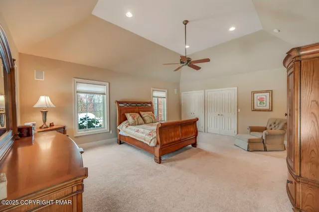 $1,100,000 | 235 Wolf Hollow Road, Lake Harmony, PA 18624