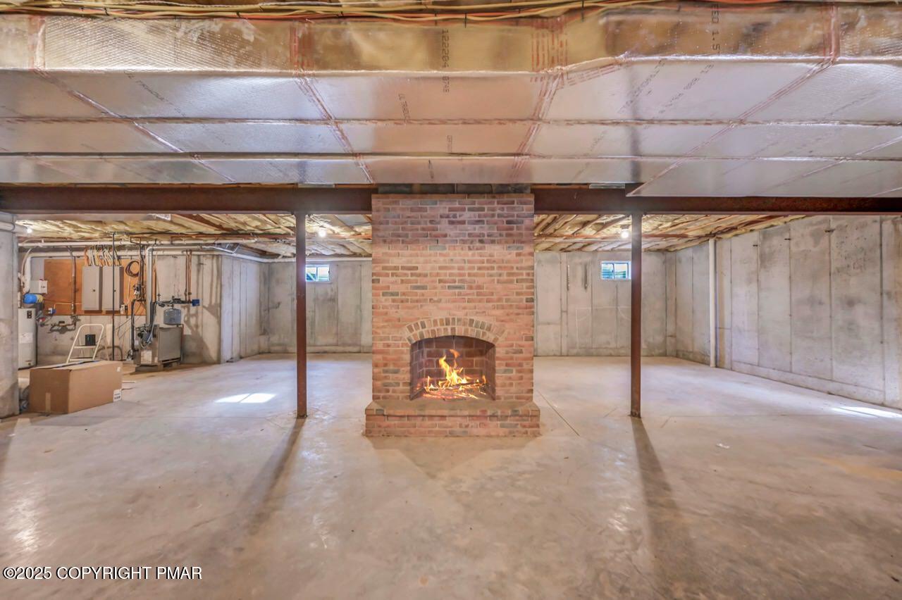 235 Wolf Hollow Road Lake Harmony, PA 18624 - Photo 79 of 96 235 Wolf Hollow Rd 77 Large