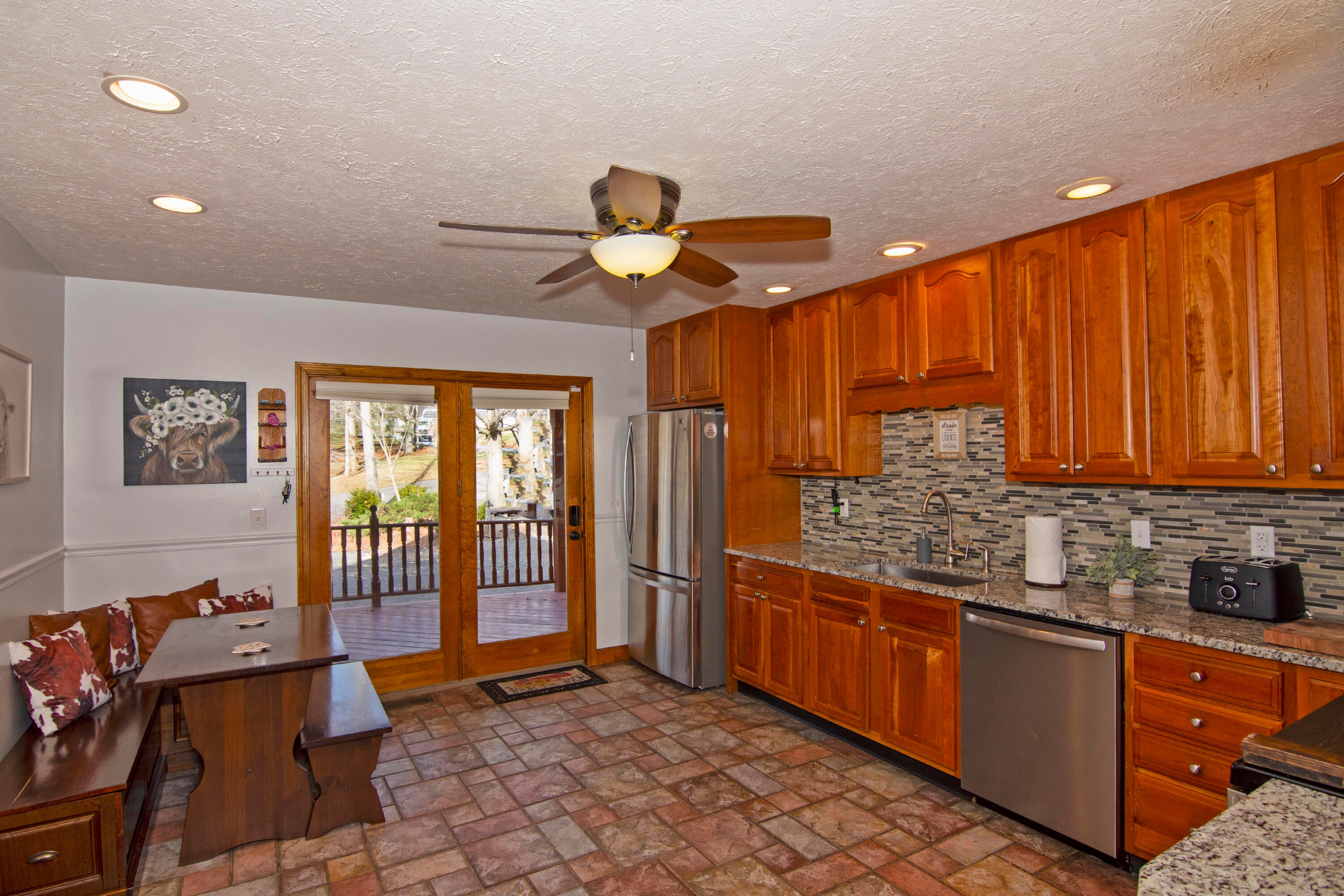 2148 Stone House Road Caldwell, WV 24925 - Photo 14 of 82 Gallery Image 14