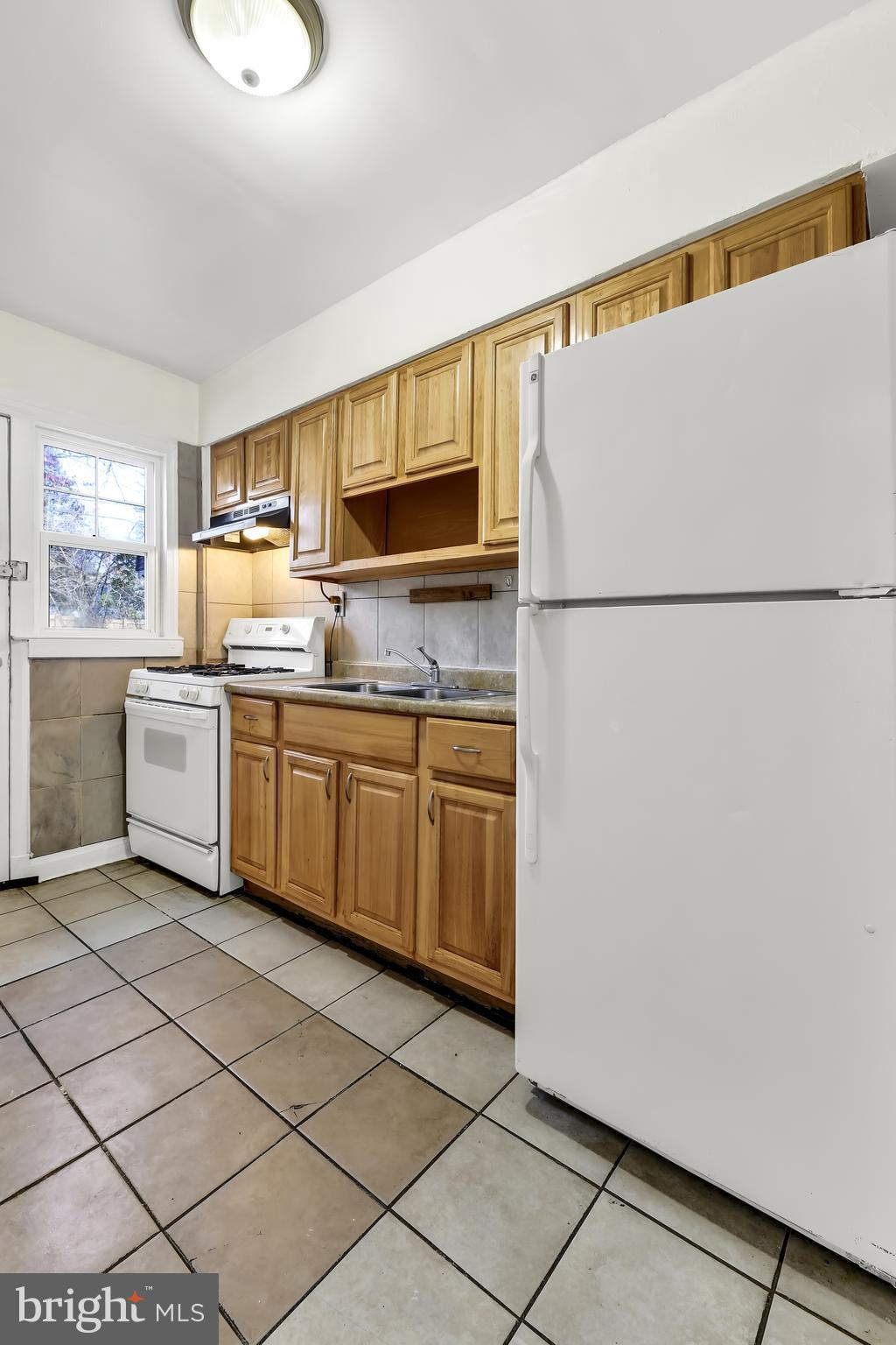 836 Benninghaus Road Baltimore, MD 21212 - Photo 13 of 25